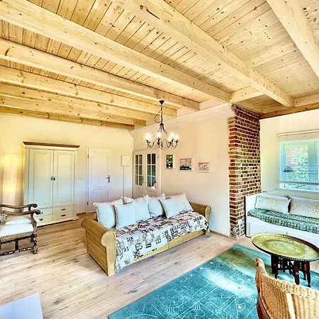 Im Gutsverwalterhaus * Vieregge